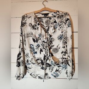 White House Black Market - Floral Print Women's Top - Size 0